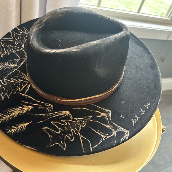 Black Hat with Mountain Design main image 5